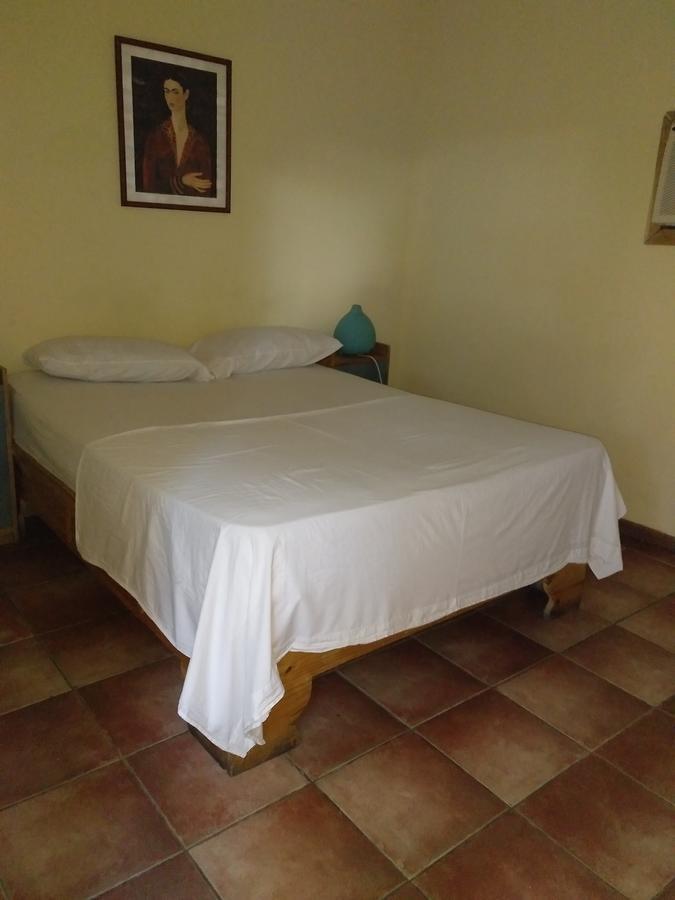 Barahona Hotel Loro Tuerto מראה חיצוני תמונה