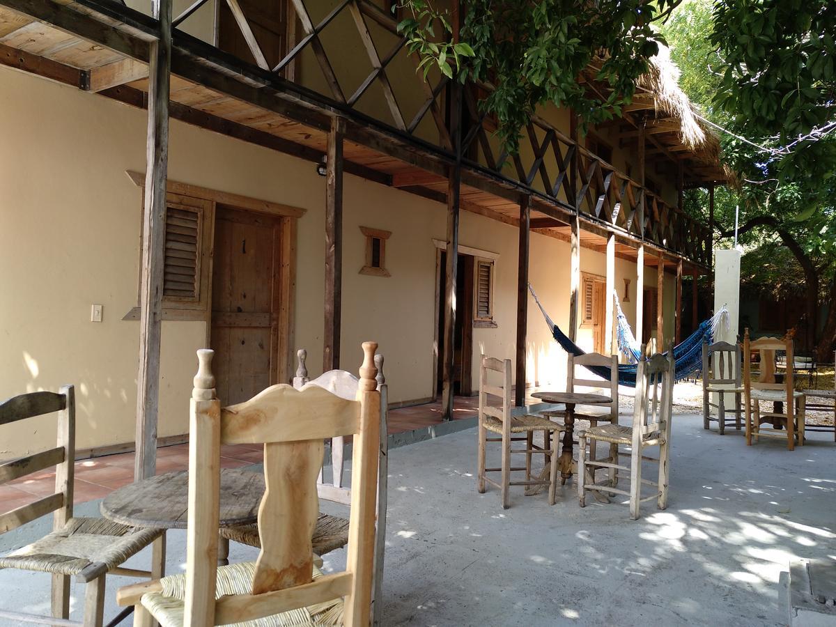 Barahona Hotel Loro Tuerto מראה חיצוני תמונה