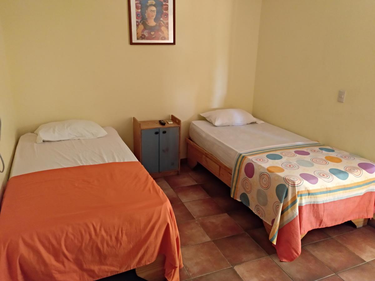 Barahona Hotel Loro Tuerto מראה חיצוני תמונה