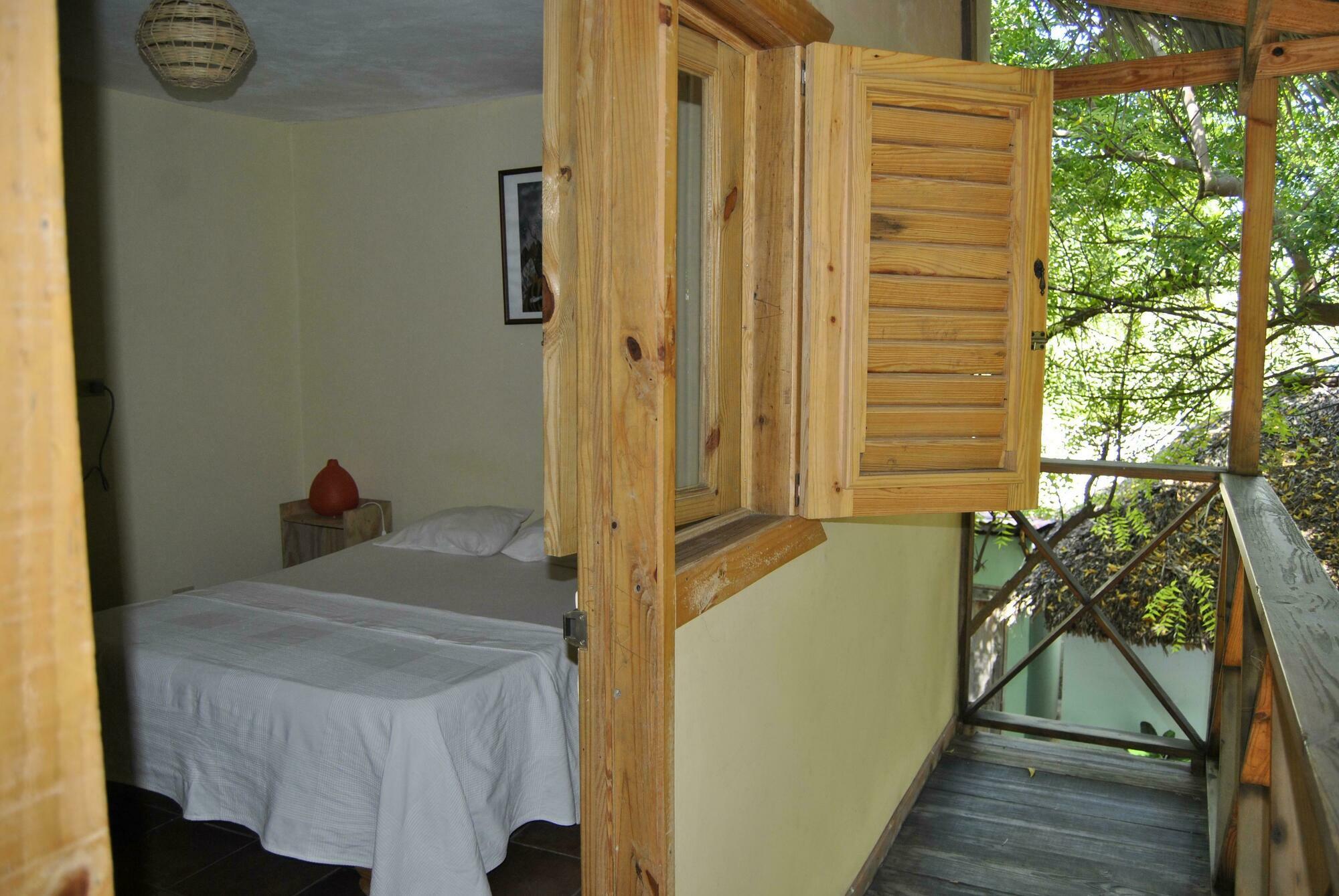 Barahona Hotel Loro Tuerto מראה חיצוני תמונה