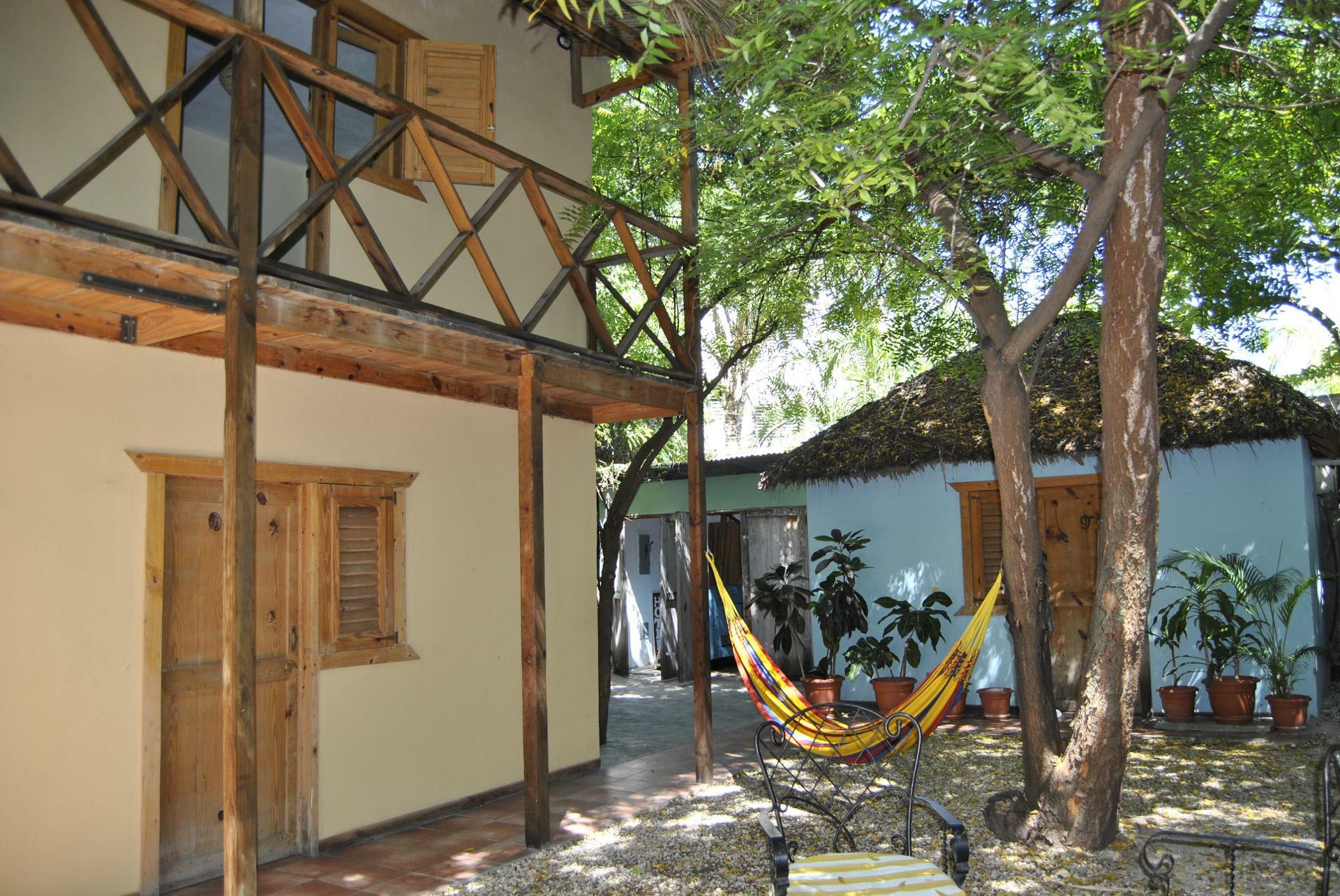 Barahona Hotel Loro Tuerto מראה חיצוני תמונה